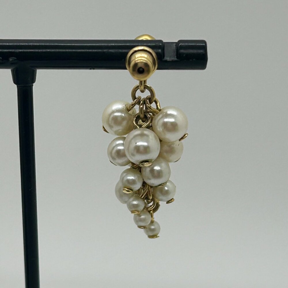 Vintage Faux Pearl Cluster Earrings Gold-Tone Dangle Wedding Prom Elegant - Picture 13 of 14